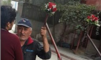 acı çeken fotoğraf makinesi