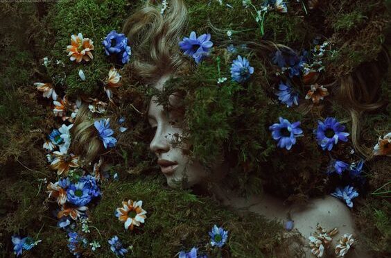 Rüzgâr Ayaklarını Dövmeden