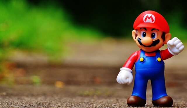 SUPER MARİO