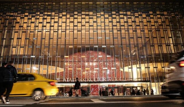 13. İstanbul Edebiyat Festivali