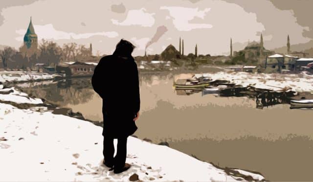 Ben Senin Uzağın Olamam