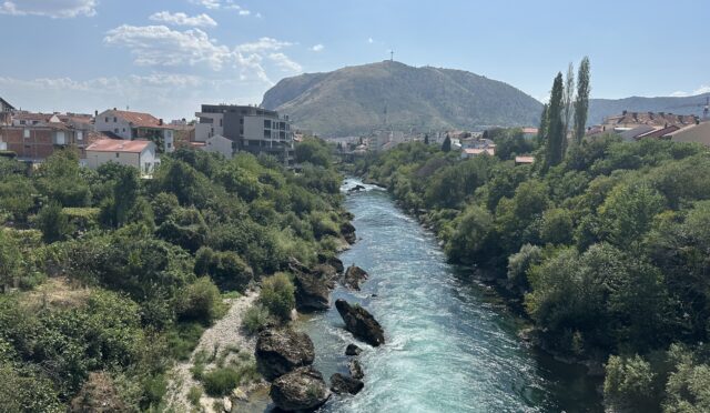 Balkanlardan Yıldızlara: Zaman, Karmaşa, Denge